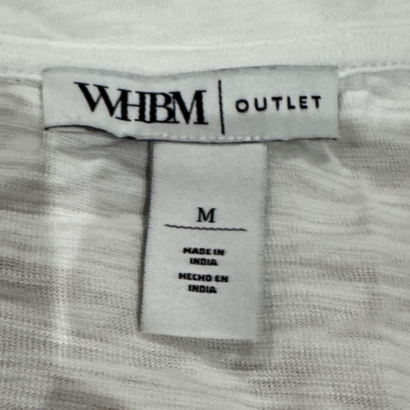 White House Black Market Textured White V-Neck Tee - Picture 4 of 8